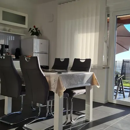 Apartment Seaview Hoja *